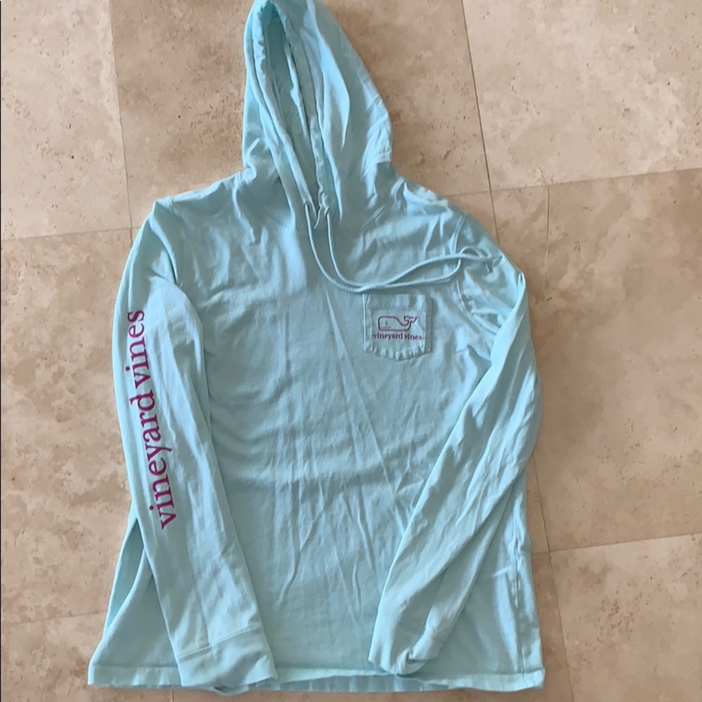 Vineyard vines long sleeve hooded pullover